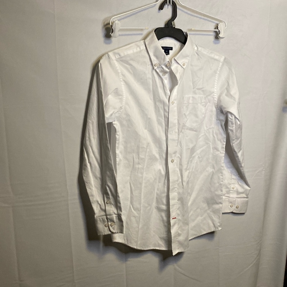 Tommy Hilfiger whir button down shirt